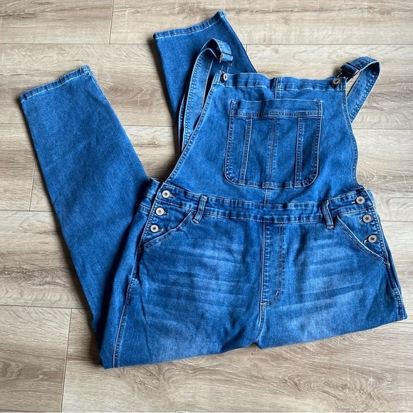 KanCan Estilo jean overalls open back 1X denim bib overalls - Picture 9 of 16